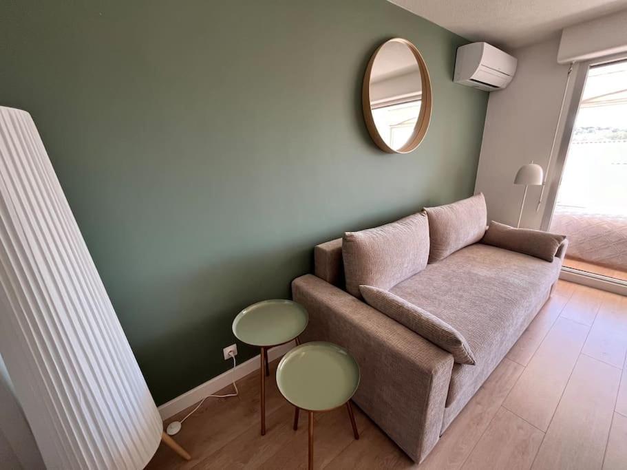 Studio Vue Mer Avec Piscine Et Terrain De Tennis Sausset-les-Pins Eksteriør bilde