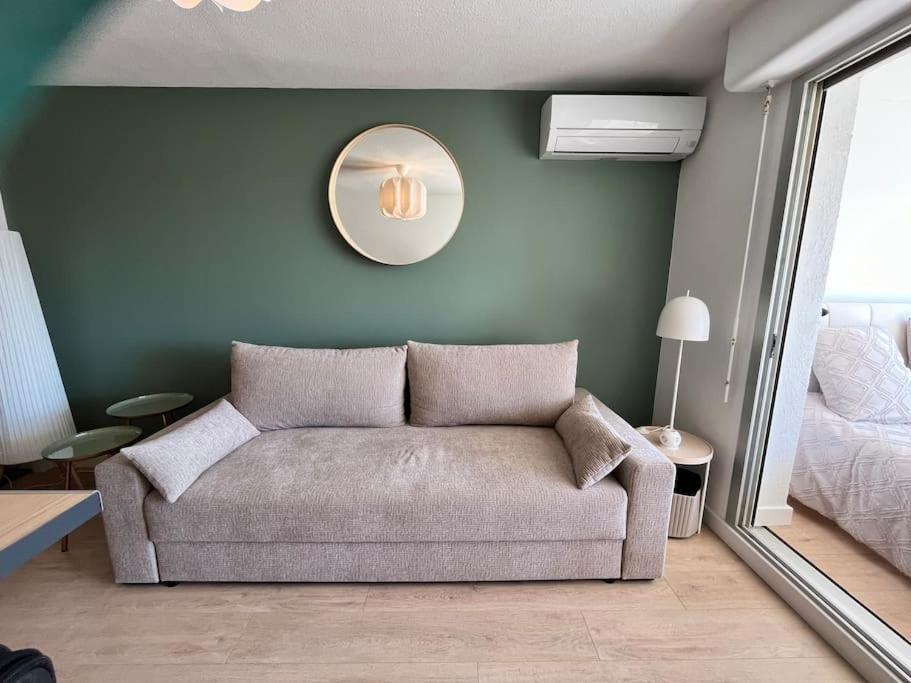 Studio Vue Mer Avec Piscine Et Terrain De Tennis Sausset-les-Pins Eksteriør bilde