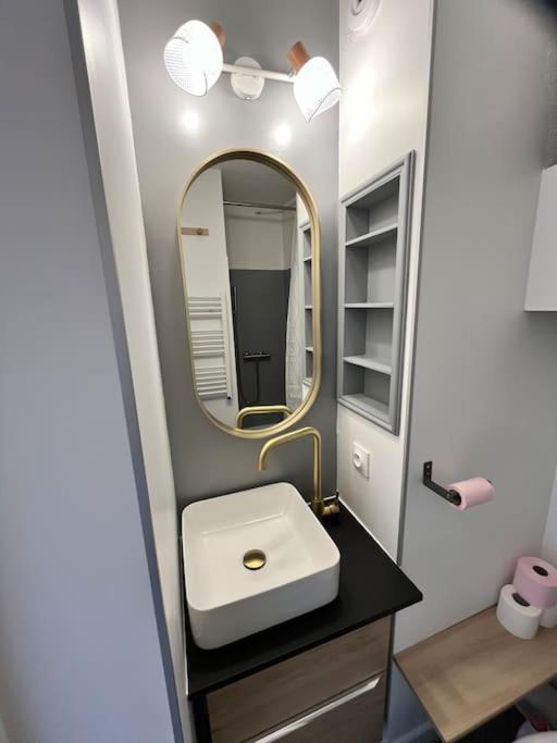 Studio Vue Mer Avec Piscine Et Terrain De Tennis Sausset-les-Pins Eksteriør bilde